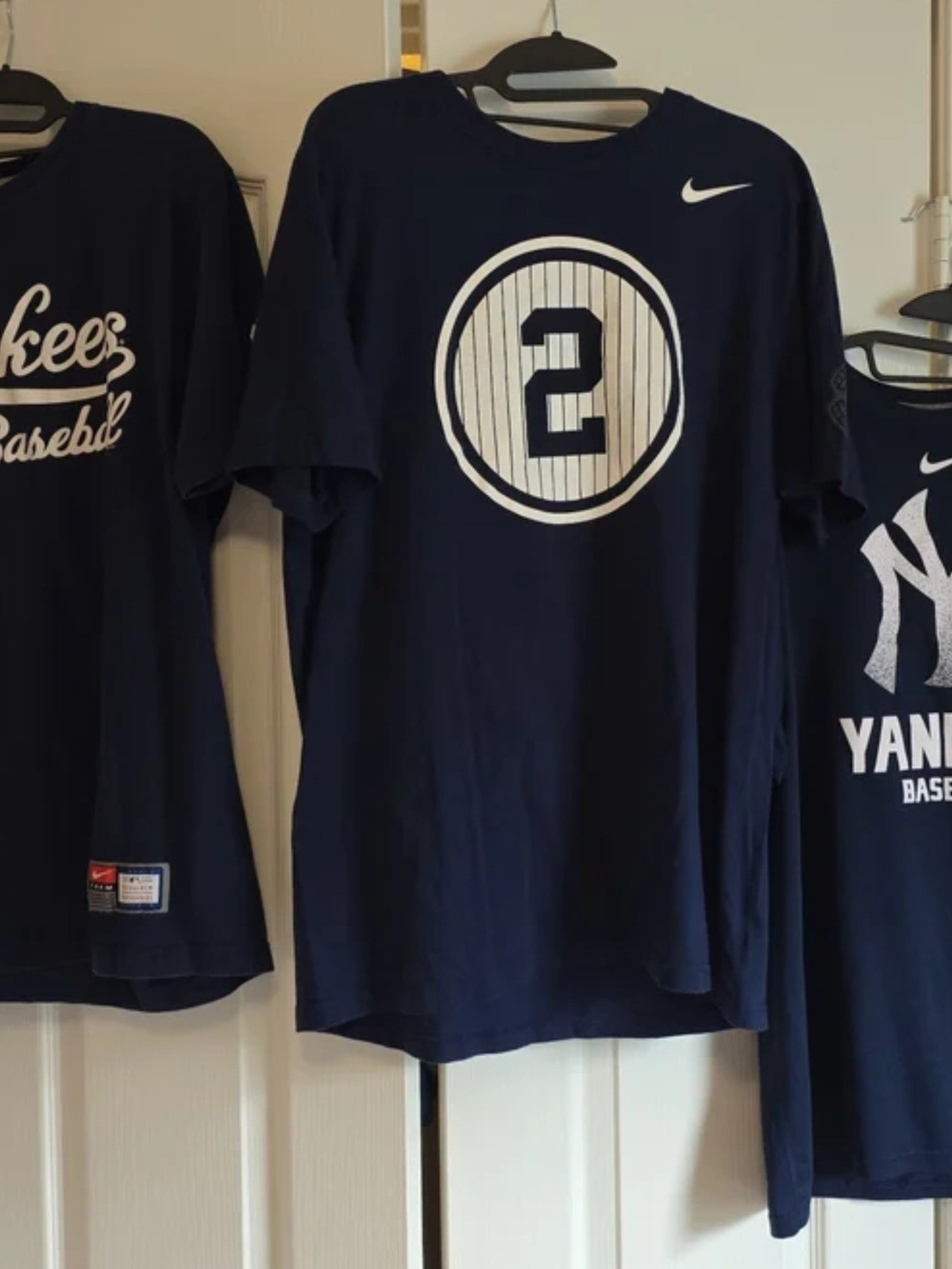 Nike New York Yankees T-Shirt Lot of 3 – Size Large